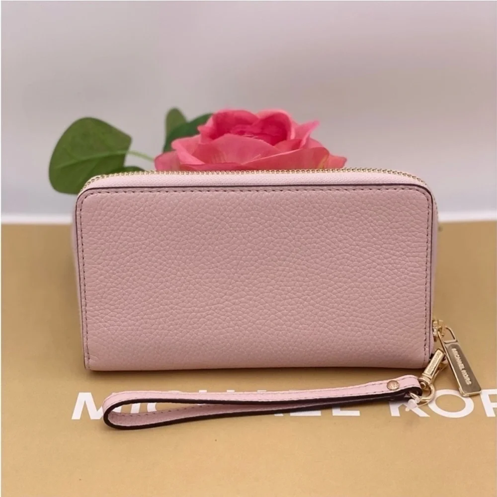 Michael Kors Jet Set Travel Wallet Phone Case Wristlet Pink New